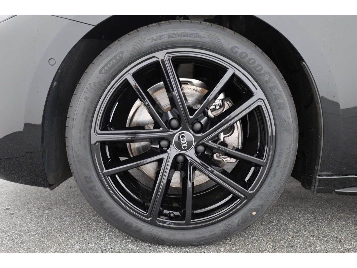 Audi A5 Avant TFSI qu S line edition one AHK/19''/HUD