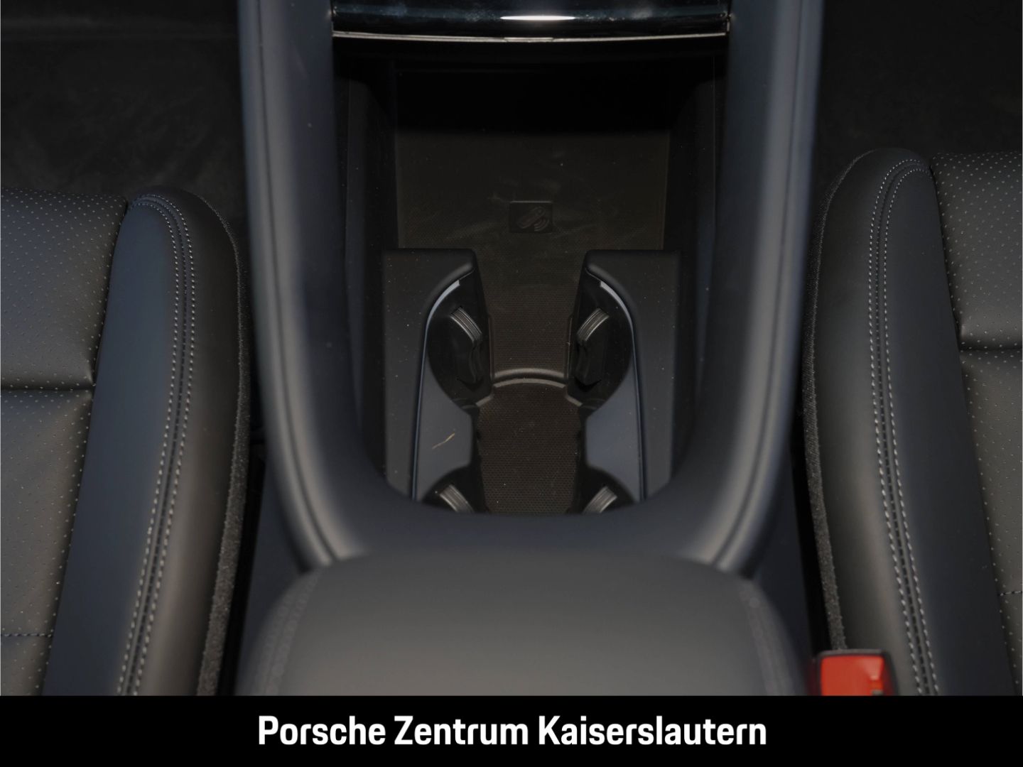 Porsche Macan 4 BOSE Luftfederung Rückfahrkamera LED