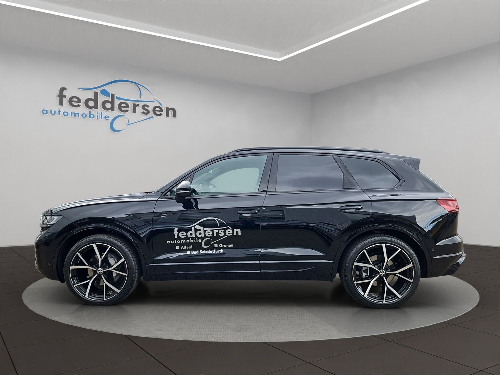 Volkswagen Touareg R-Line Black Style 3.0 TDI 4Motion AHK N
