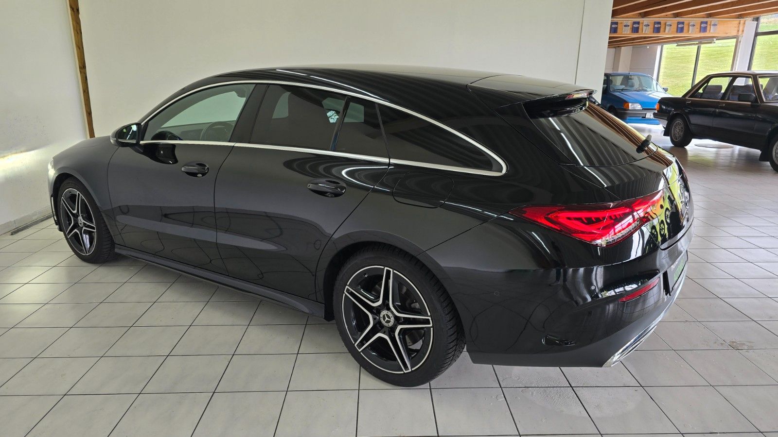 Mercedes-Benz CLA Shooting Brake 250 4Matic AMG - Samsaru's Car Outlet