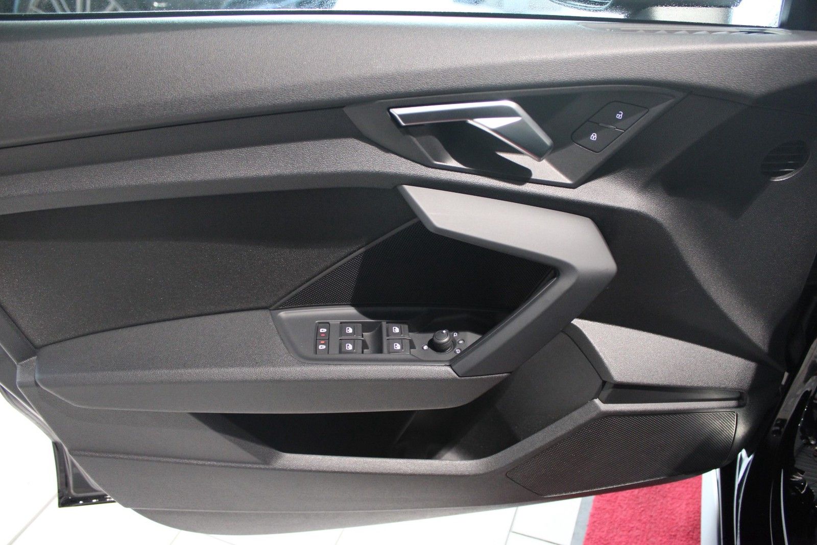 Audi A3 35 TFSI DSG advanced - Samsaru's Car Outlet