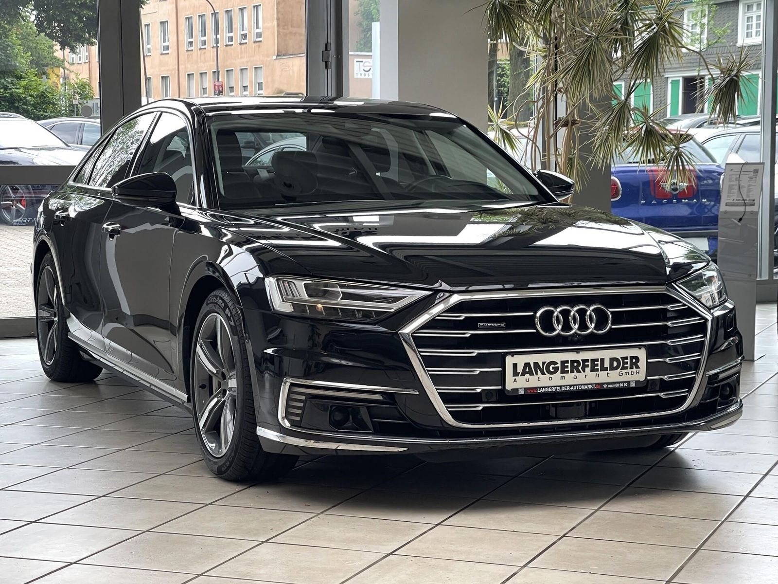 Audi A8 60 TFSI e quattro - Samsaru's Car Outlet