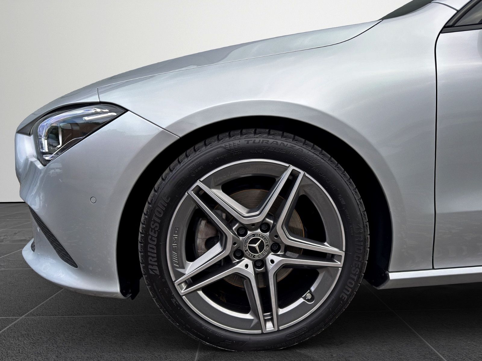 Mercedes-Benz CLA 200 AMG - Samsaru's Car Outlet