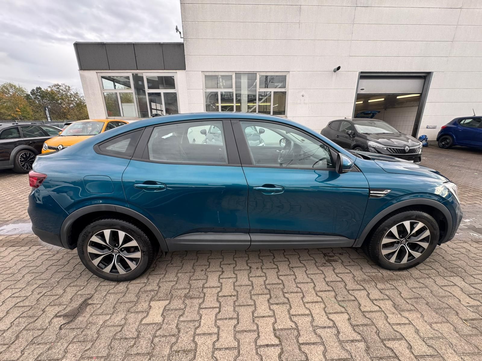 Renault Arkana 1.3 TCe 140 Zen Automatik - Samsaru's Car Outlet