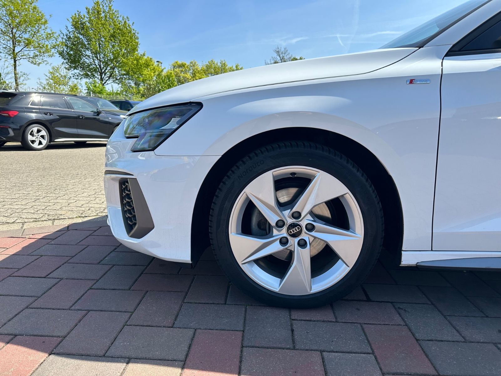 Audi A3 Sportback 30 TFSI S line*NAVI*LED*VIRTUAL*ACC