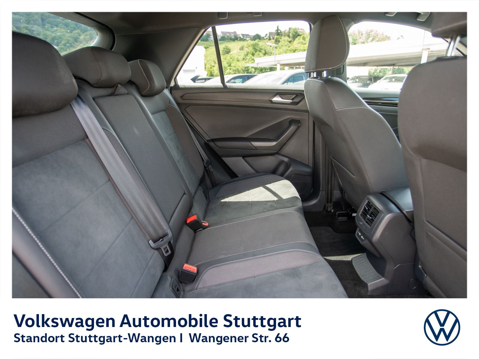 Volkswagen T-Roc Style 1.5 TSI DSG - Samsaru's Car Outlet