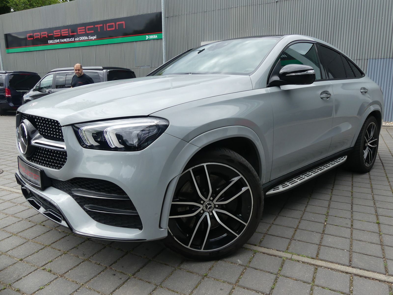 Mercedes-Benz GLE 400 d 4M Coupe AMG REARTV/PANO/22''/HEAD/BUR