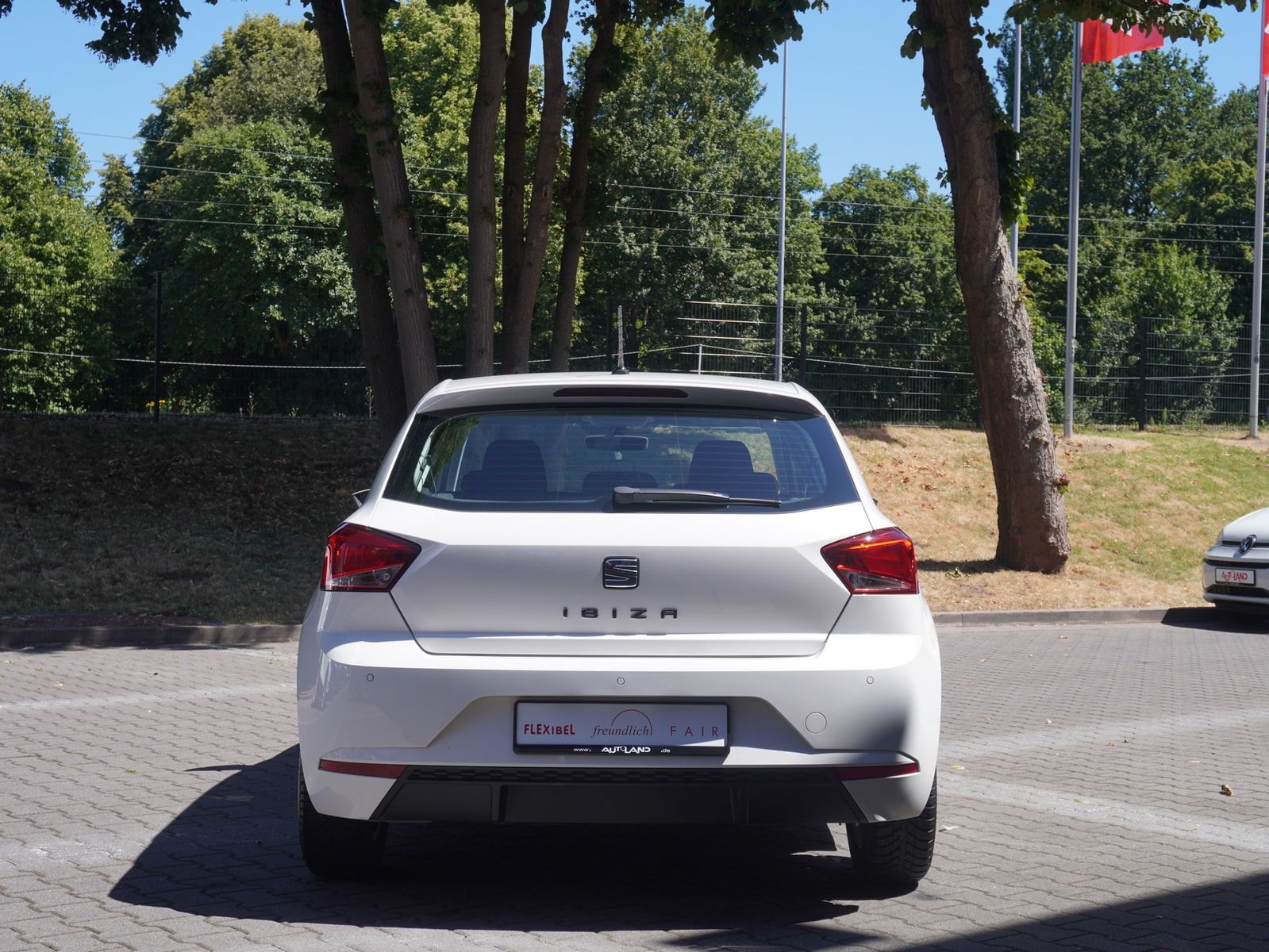 Seat Ibiza 1.0 TSI Style DSG - Samsaru's Car Outlet