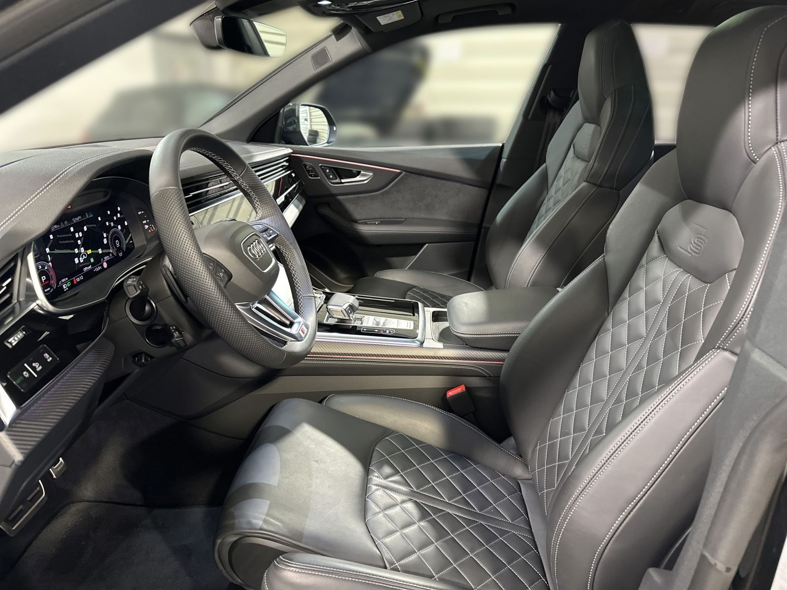 Audi Q8 50 TDI QUATT S LINE HD-MATRIX+AHK+RAUTE+PANO+