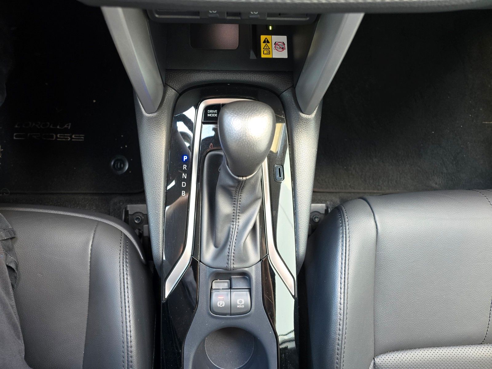 Toyota Corolla Cross 2.0 Hybrid Lounge
