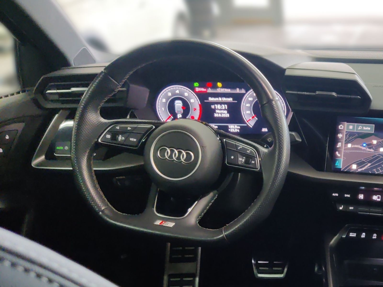 Audi A3 Sportback 35 TFSI advanced - Samsaru's Car Outlet