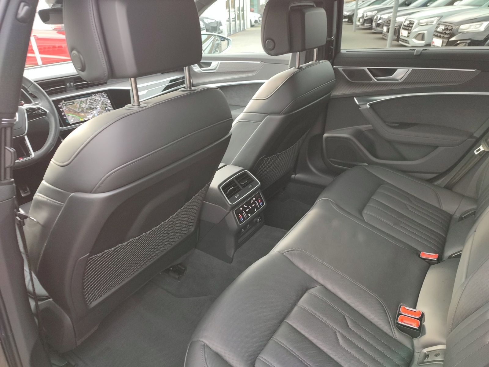 Audi RS 6 Avant quattro*Navi*Matrix*HUD*B&O*AHK*PDC*P