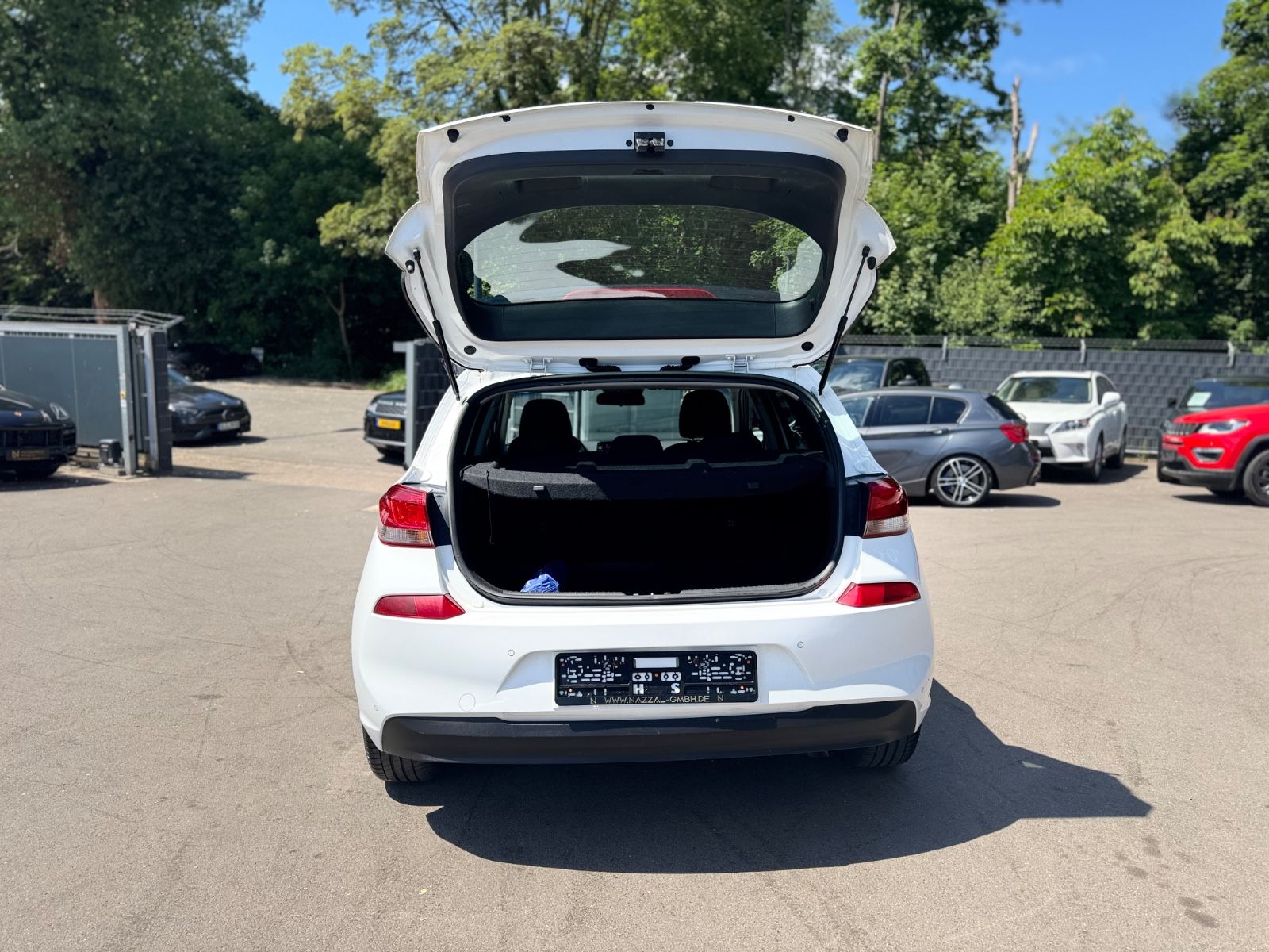 Hyundai i30 - Samsaru's Car Outlet