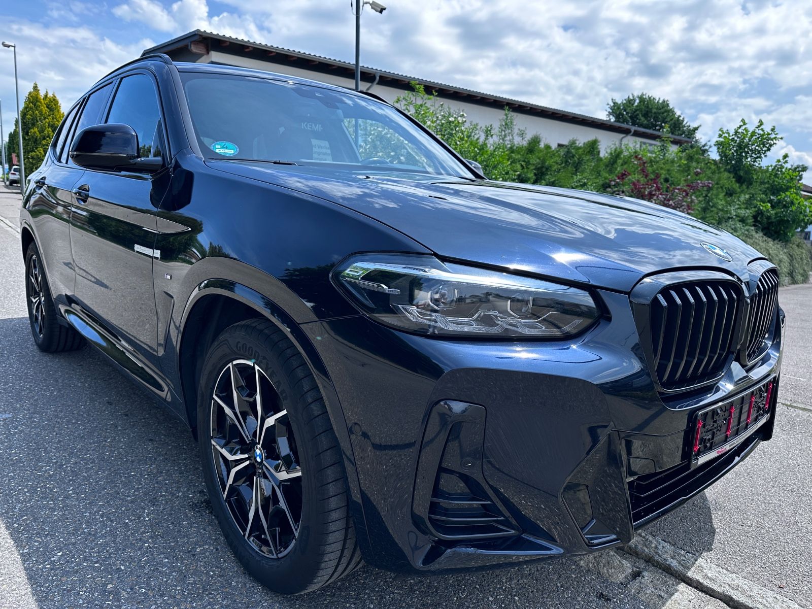 BMW X3 xDrive 20 d M Sport - Samsaru's Car Outlet