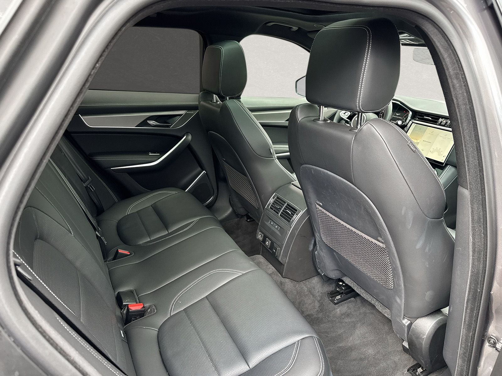 Jaguar F-Pace D300 AWD R-Dynamic SE 90th / HUD / Winter