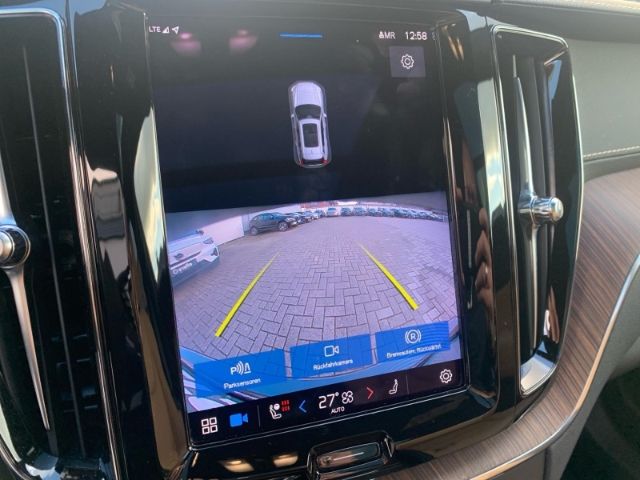 Volvo XC60 B4 AWD Inscription Standheizung Voll LED Ma