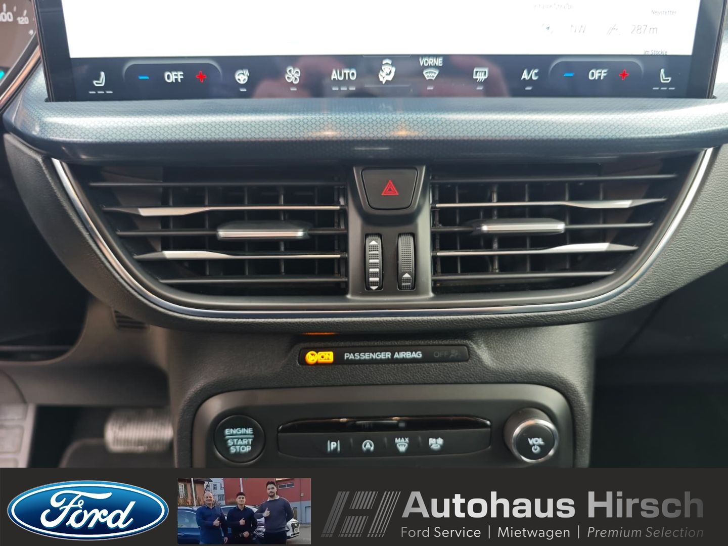 Ford Focus Turnier Active Navi LED ACC Apple CarPlay