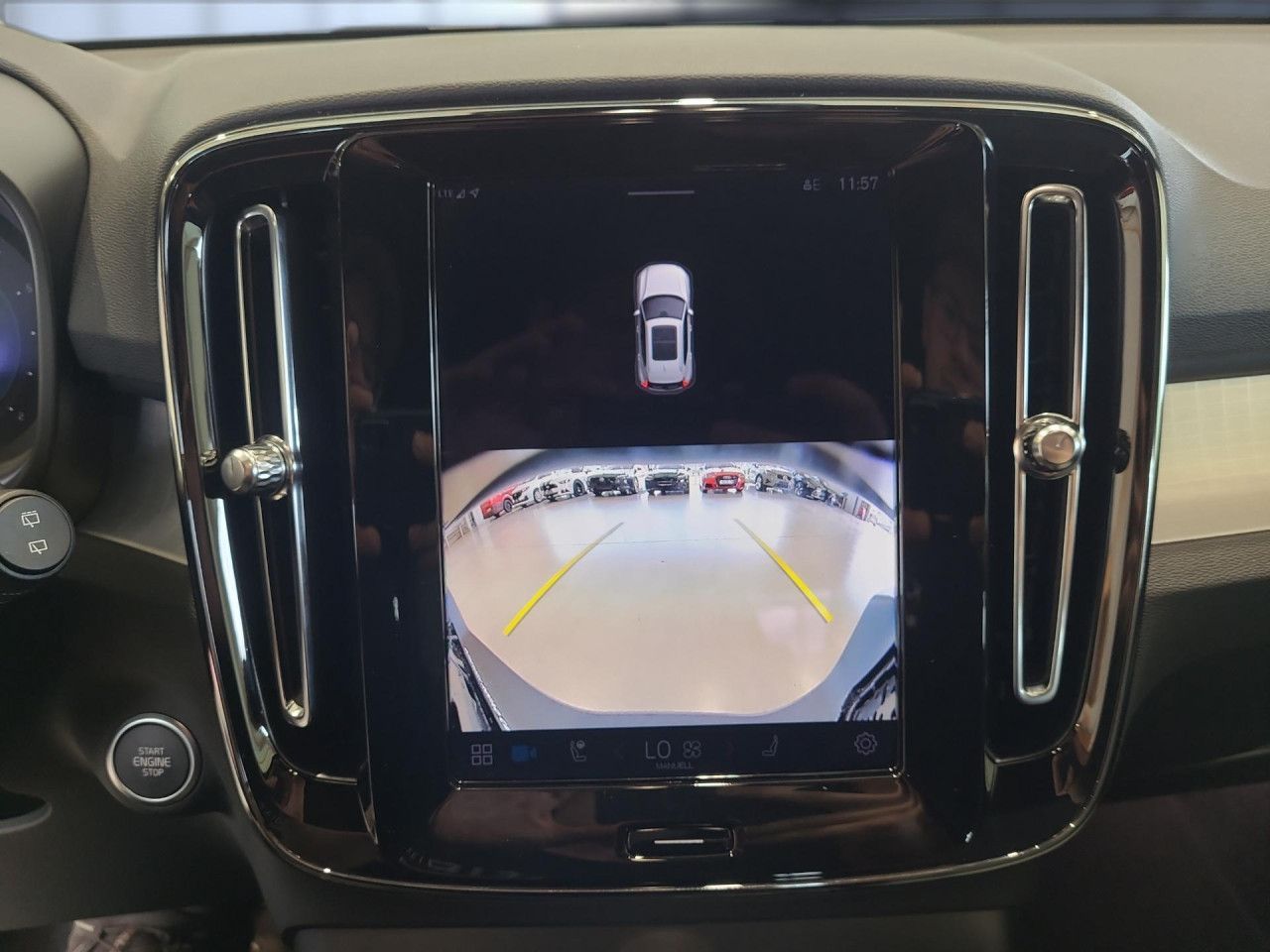 Volvo XC 40 Core 2WD Bluetooth Navi LED Klima