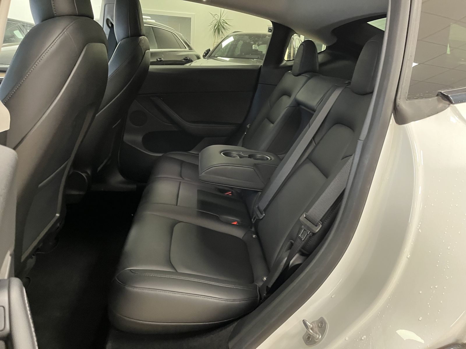 Tesla Model Y Maximale Reichweite Dual AWD ACC Pano