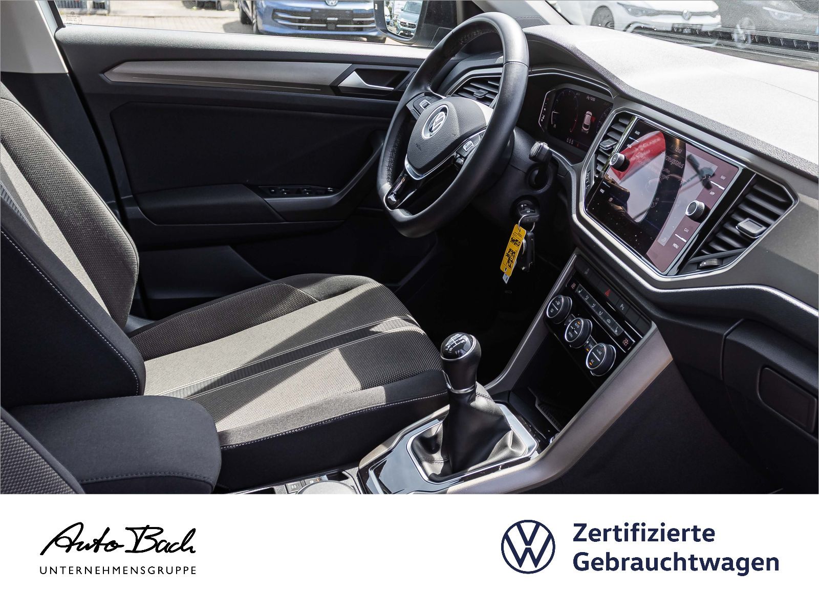 Volkswagen T-Roc 1.0 TSI Style - Samsaru's Car Outlet