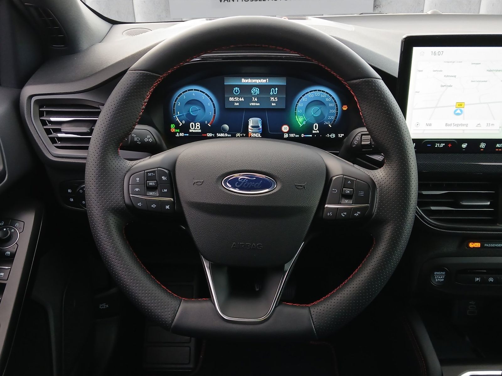 Ford Focus ST-Line X Turnier Aut.*AHK*ACC*HUD*KAM*NAV