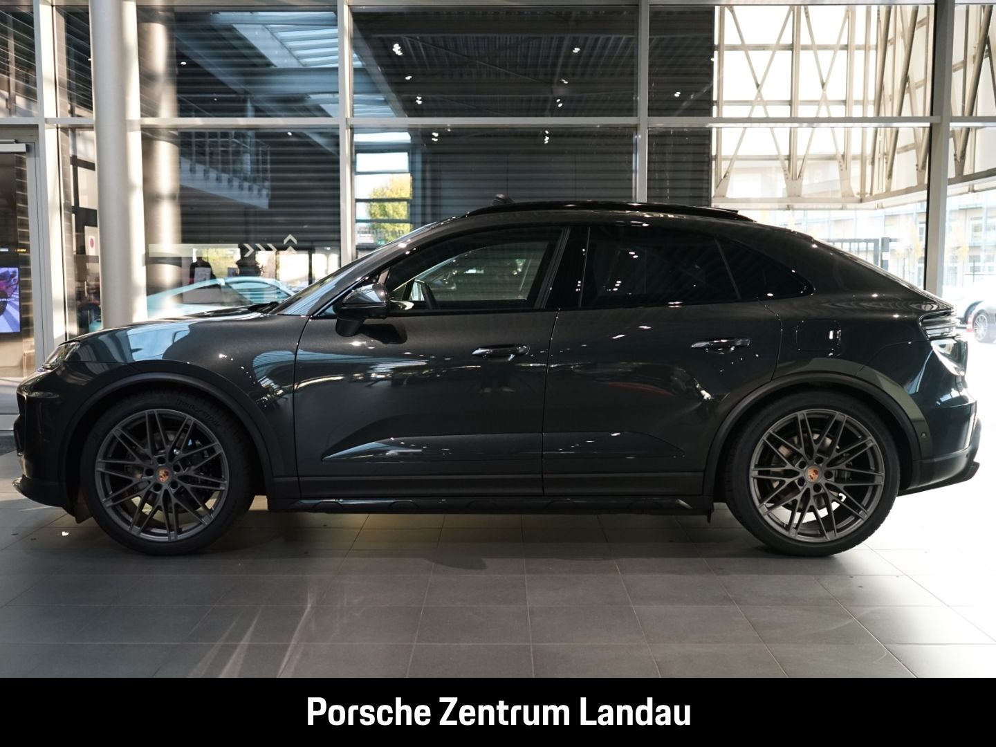 Porsche Macan 4S Burmester HA-Lenkung InnoDrive Head-Up