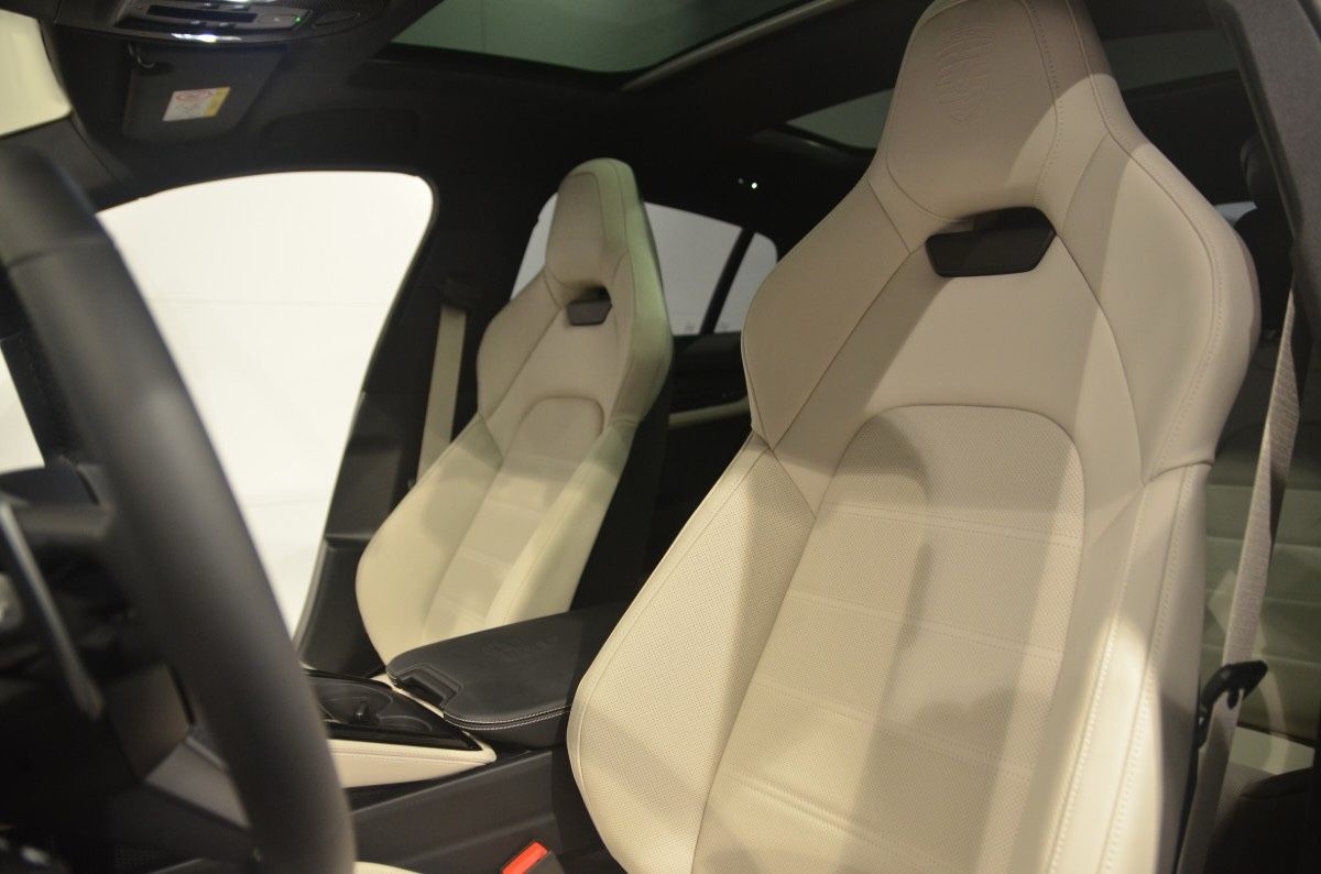Porsche Panamera 4S E-Hybrid*MJ 2026*SpDes*SpAbg*Pano