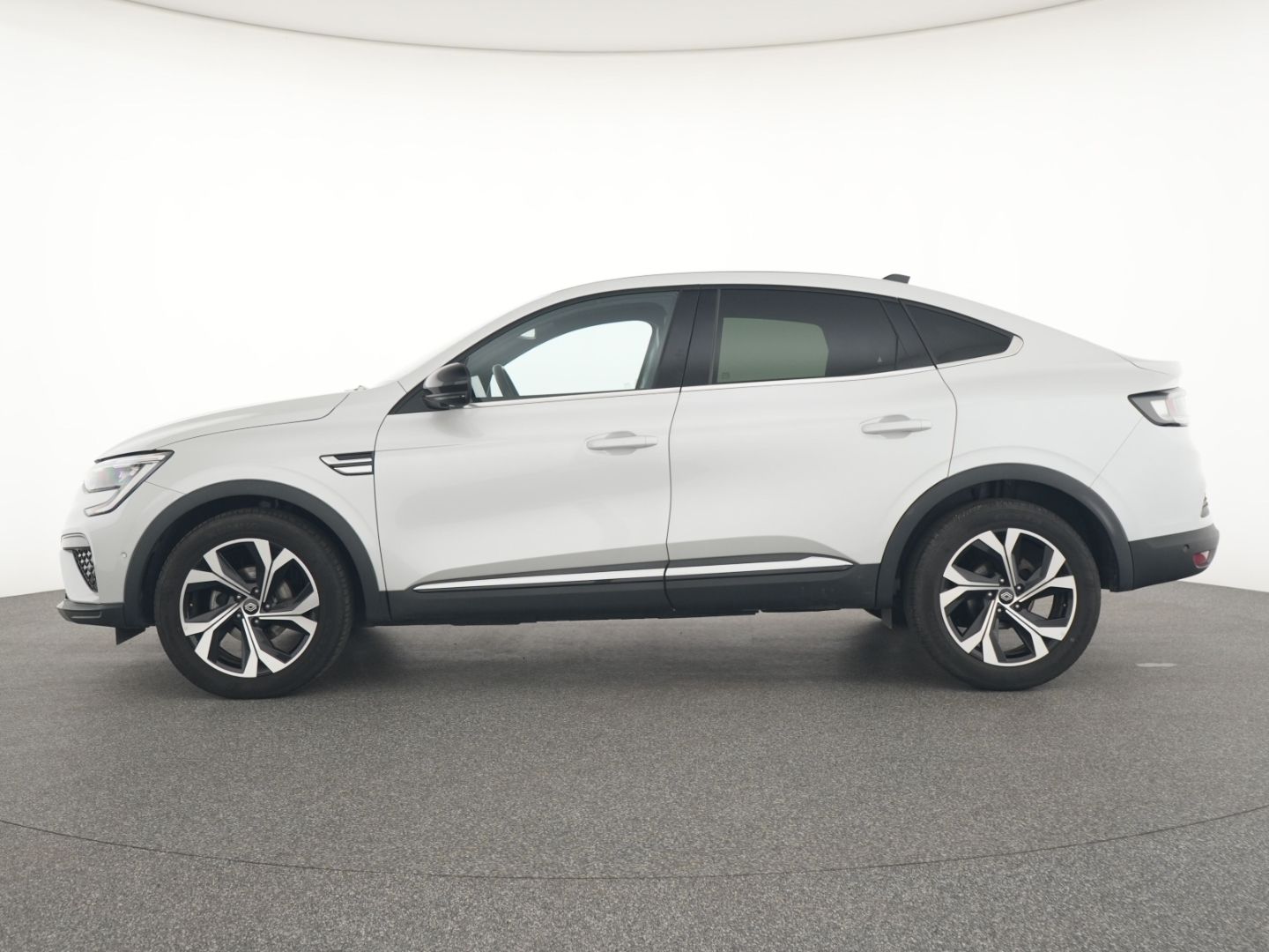 Renault Arkana 1.3TCe - Samsaru's Car Outlet