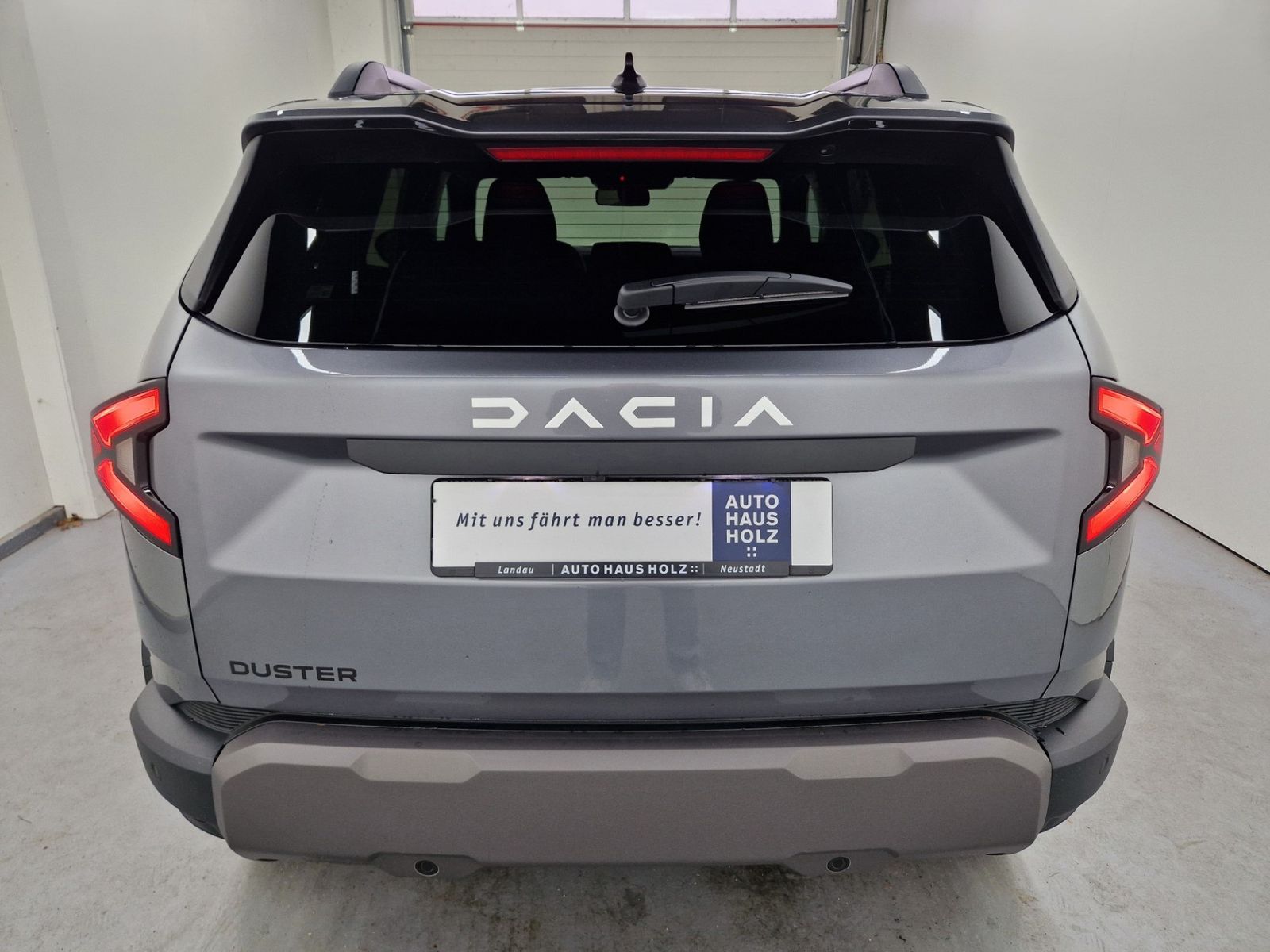 Dacia Duster Journey TCe 130 - Samsaru's Car Outlet