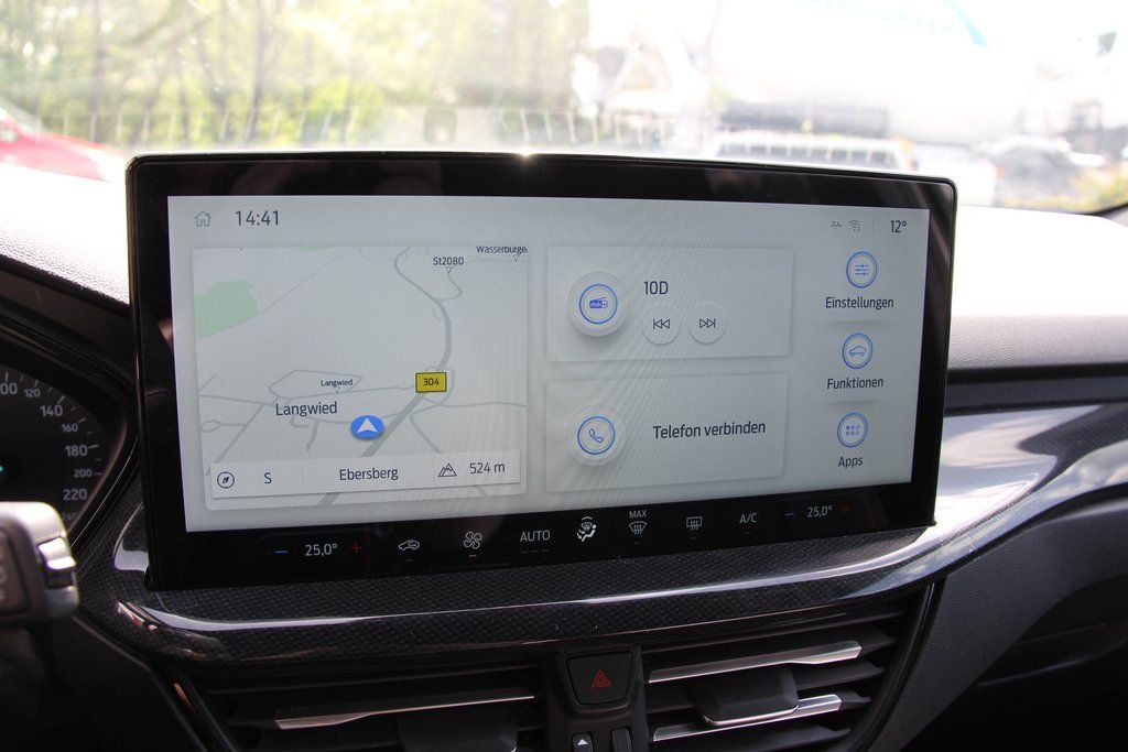 Ford Focus Turnier 155PS ST-LINE LED AdapTempomat CAM