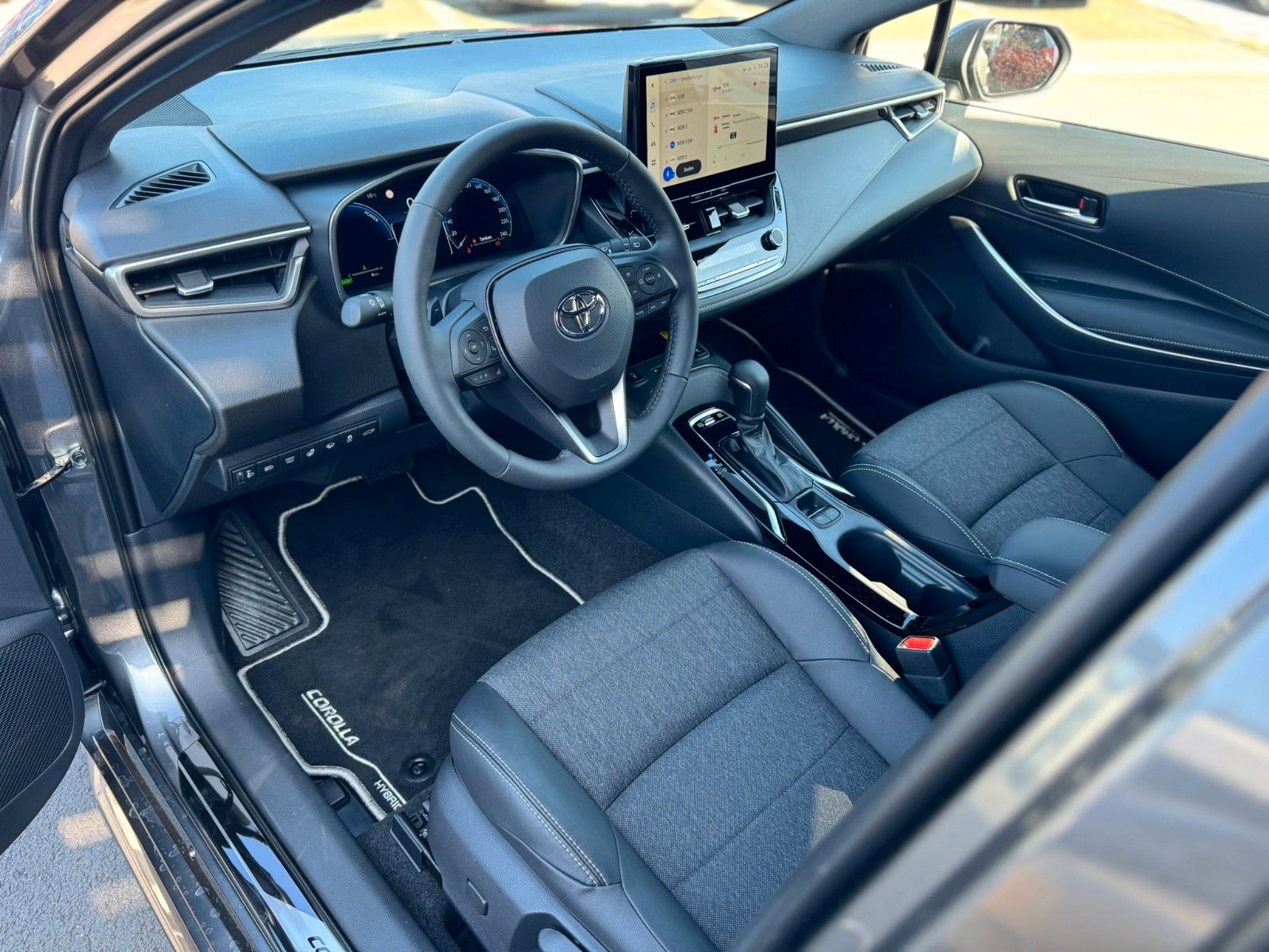 Toyota Corolla 2.0l Teamplayer | el. Heckklappe | LED