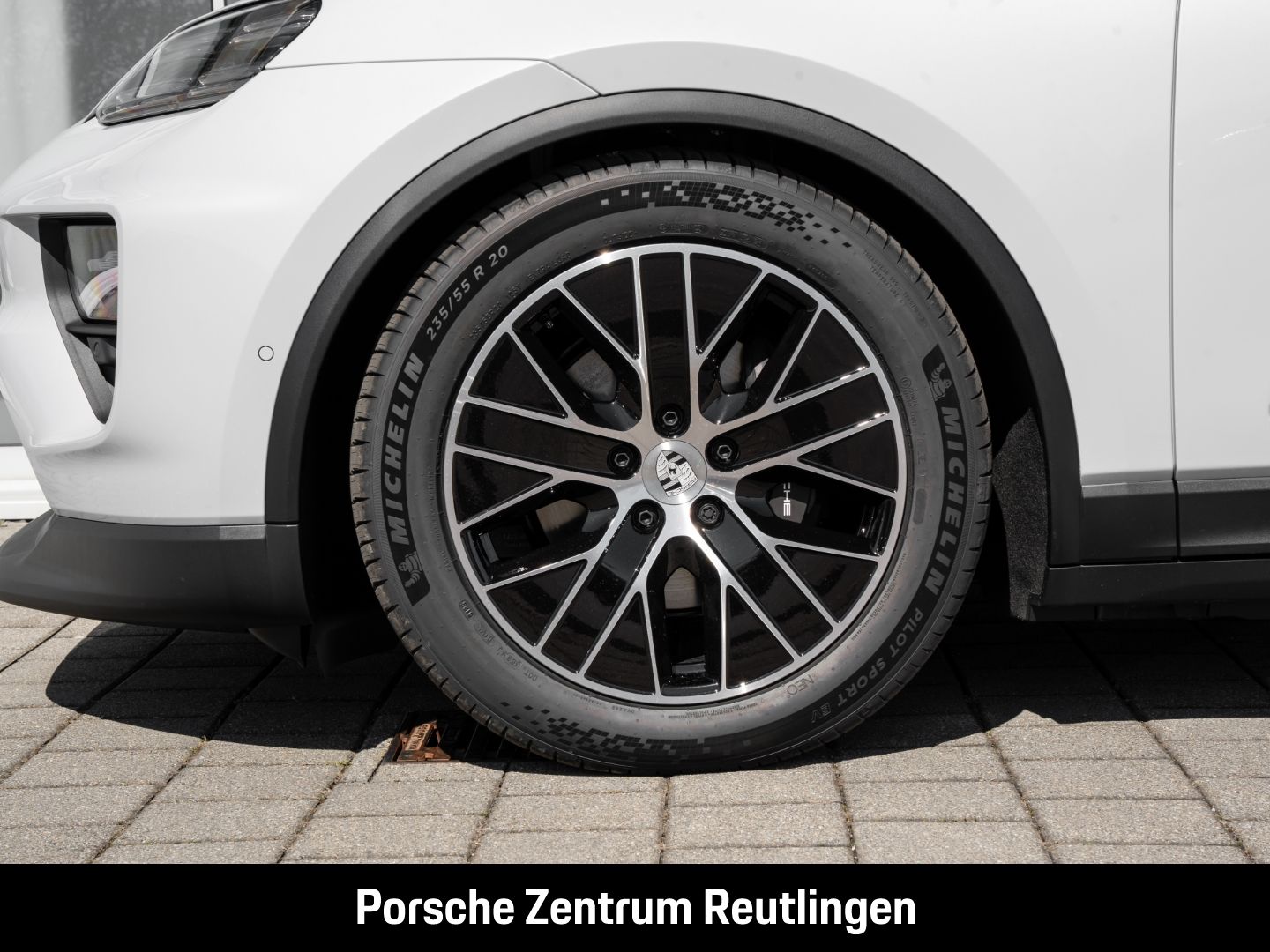 Porsche Macan 4 BOSE Luftfederung Panorama Surround-View