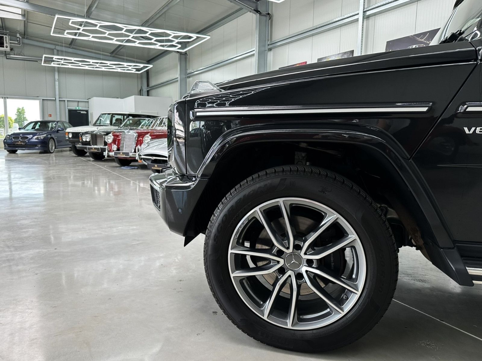 Mercedes-Benz G 500 AMG Line - Samsaru's Car Outlet
