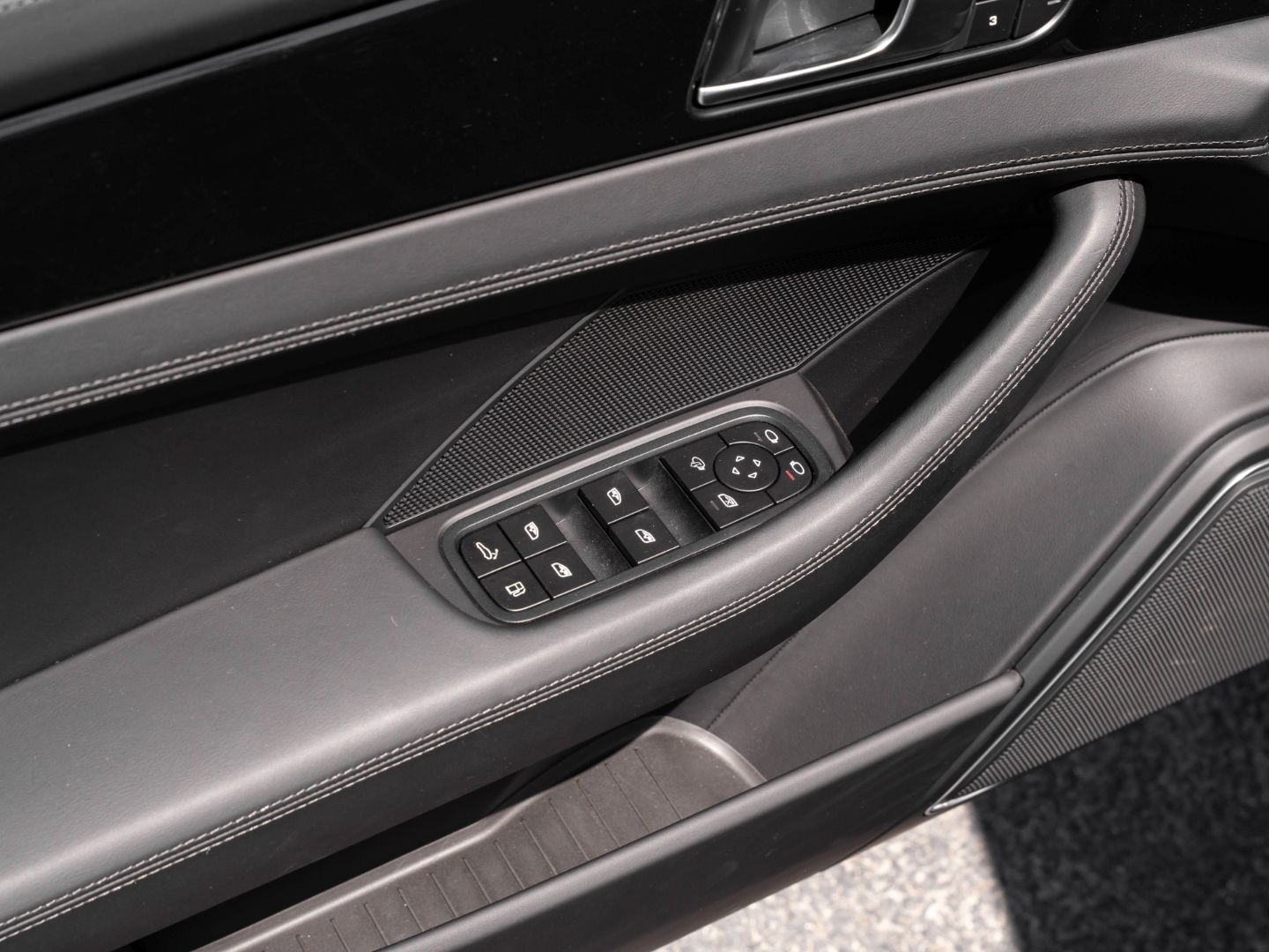 Porsche Panamera 4S E-Hybrid Sport Turismo 21-Zoll BOSE