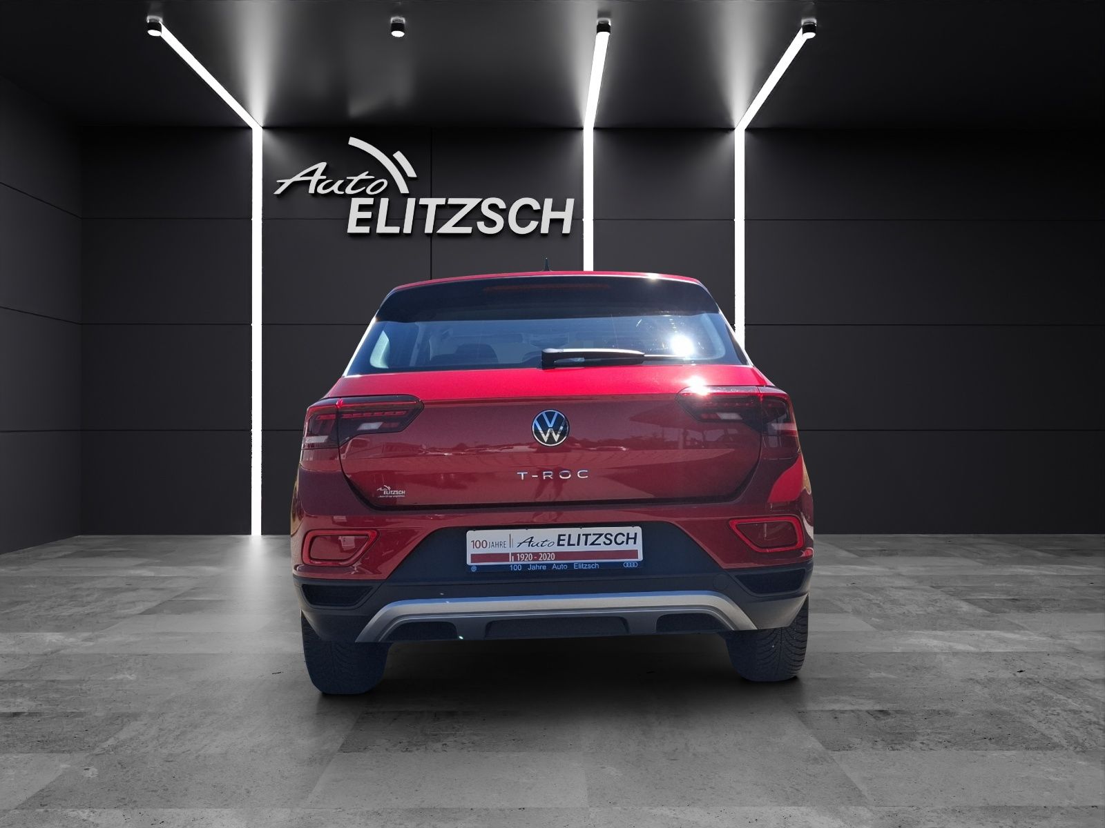 Volkswagen T-Roc TSI - Samsaru's Car Outlet
