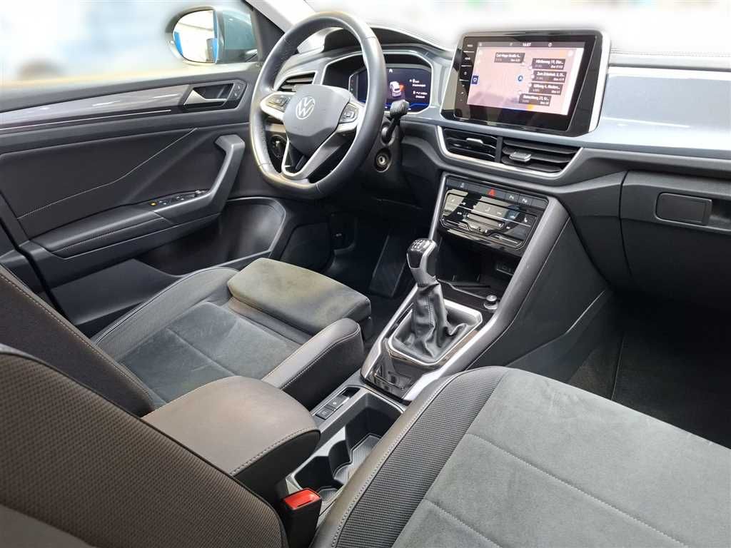 Volkswagen T-Roc Style 1.5 TSI - Samsaru's Car Outlet