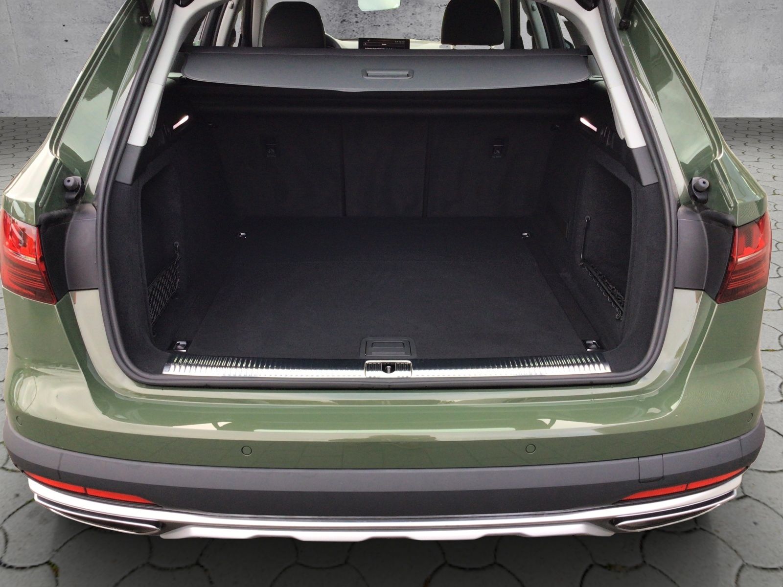 Audi A4 allroad 40 TDI quattro S-tronic AHK ** Busine