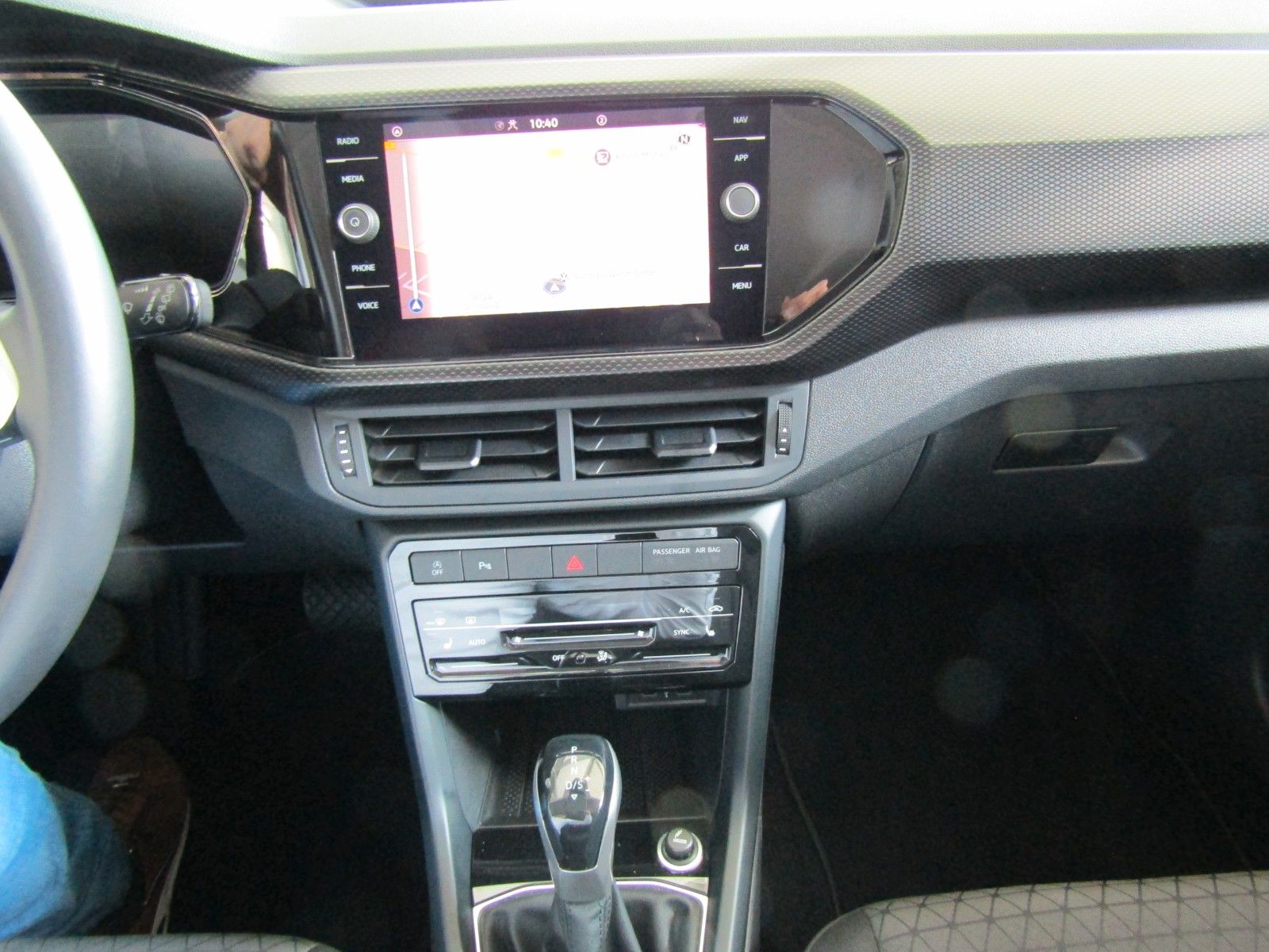 Volkswagen T-Cross Life 1.0 TSI DSG - Samsaru's Car Outlet