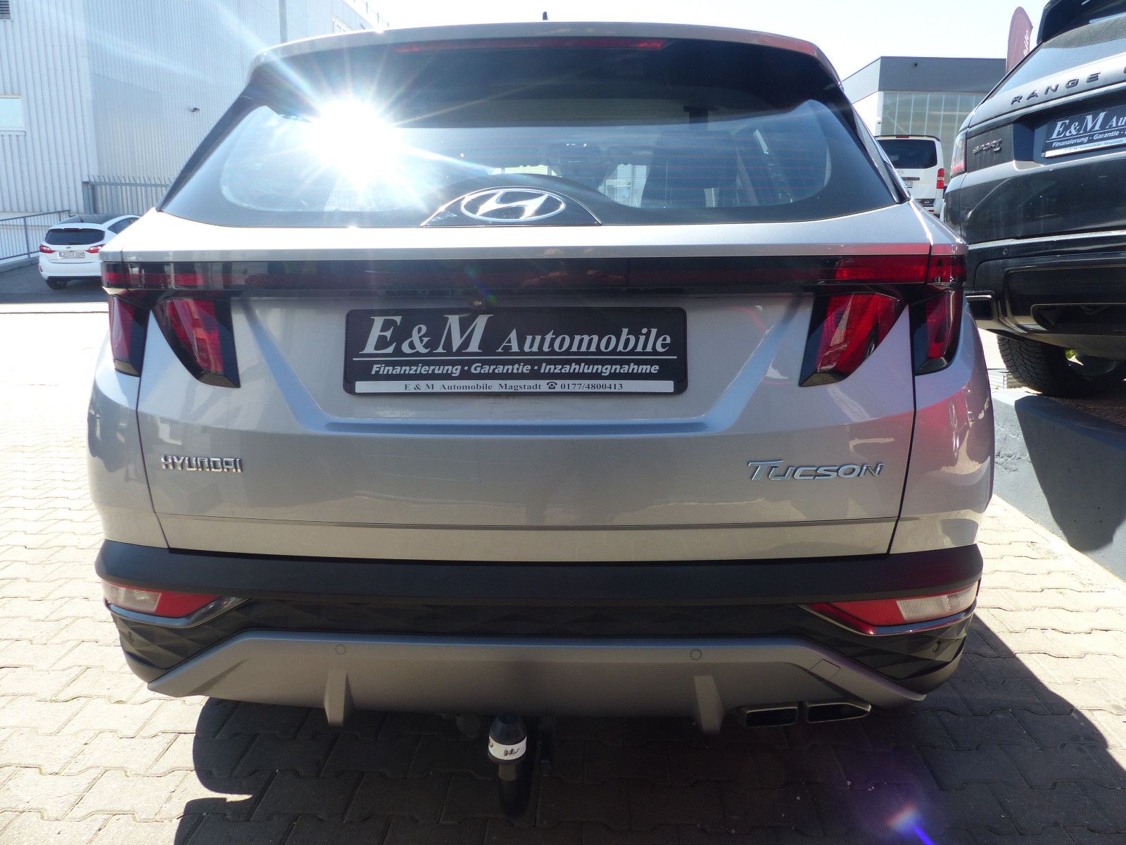 Hyundai Tucson Select 2WD - Samsaru's Car Outlet