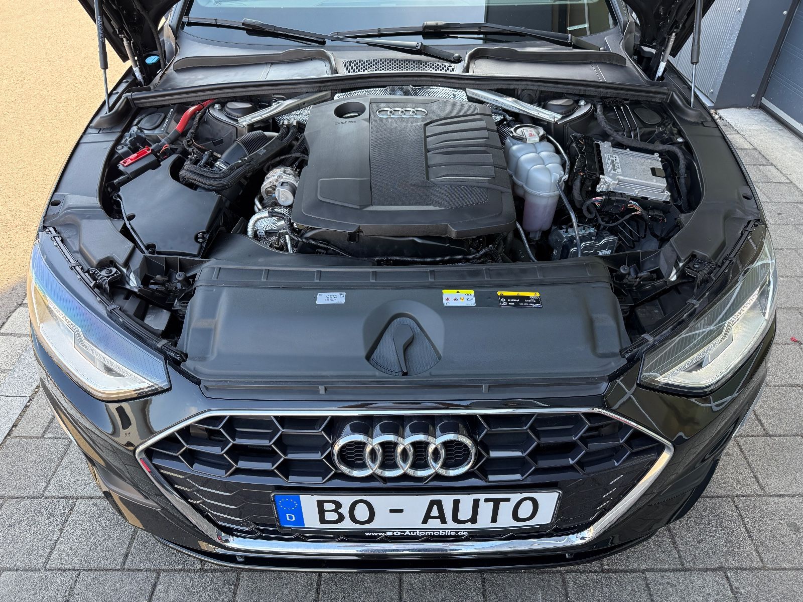 Audi A4 Avant 40 TDI S-Line - Samsaru's Car Outlet