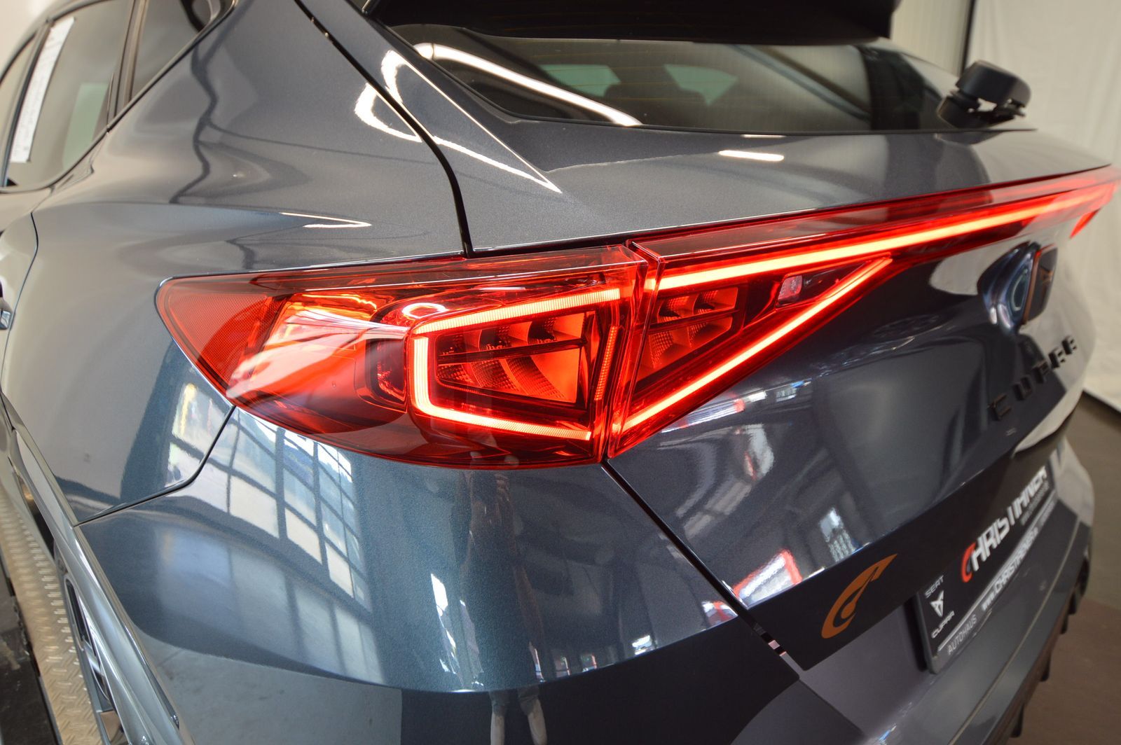 Cupra Formentor VZ 1.4 e-HYBRID - Samsaru's Car Outlet