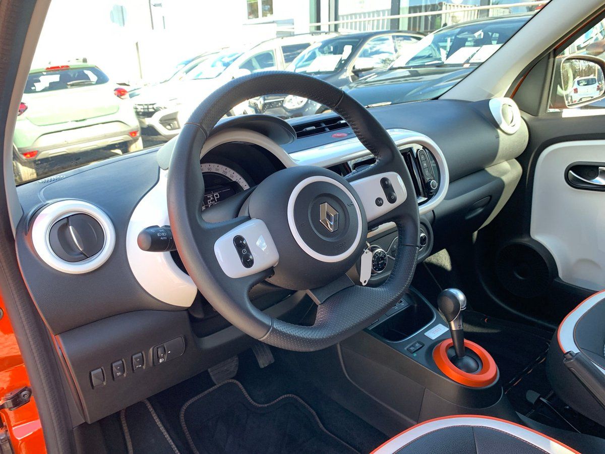 Renault Twingo ELECTRIC - Samsaru's Car Outlet