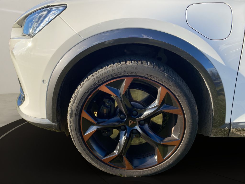 Cupra Formentor VZ 1.4 e-Hybrid DSG - Samsaru's Car Outlet