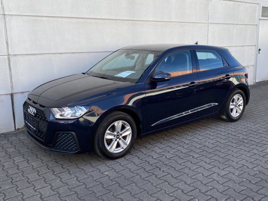 Audi A1 Sportback 25 1.0 TFSI S tronic - Samsaru's Car Outlet