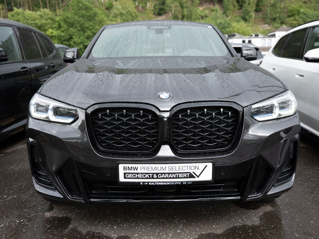 BMW X4 xDrive 30d M-Sport FACEL. PANO AHK HUD LASER