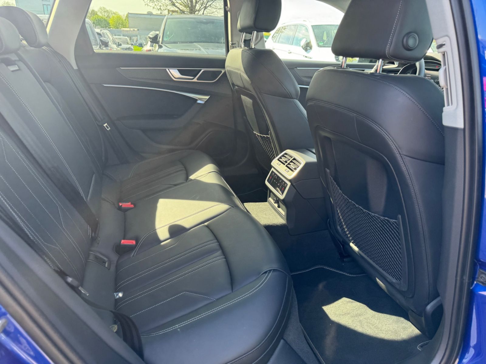 Audi A6 55 TFSI e quattro S-LINE - Samsaru's Car Outlet