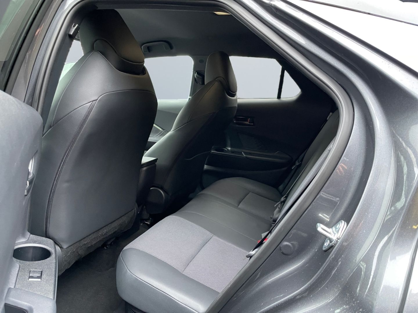 Toyota C-HR 2.0 Hybrid Lounge *LED*JBL*el Sitz*ACC*CAM*