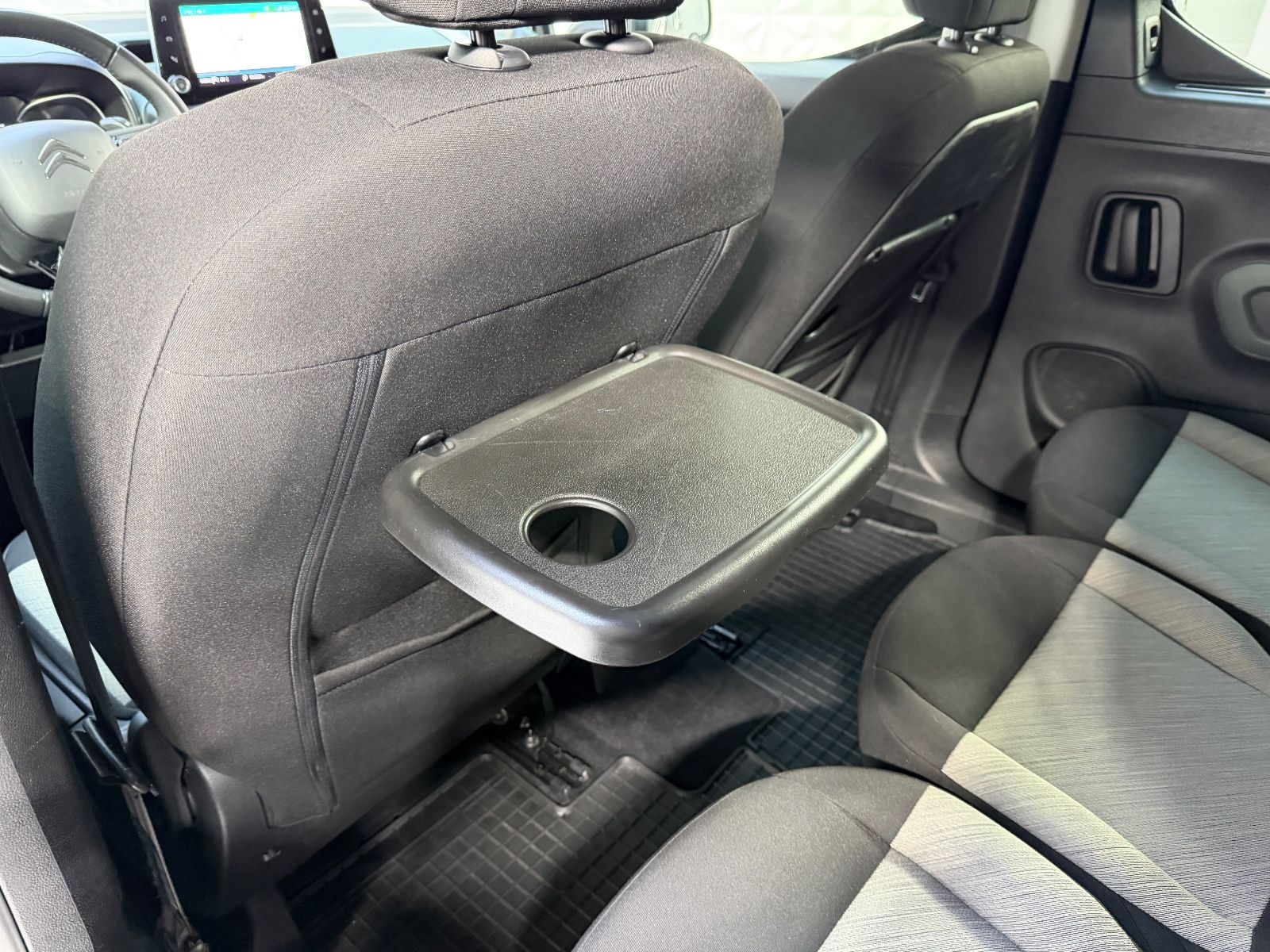 Citroën Berlingo XL BlueHDi 130 EAT8 SHINE+ANHÄNGERKUP.+