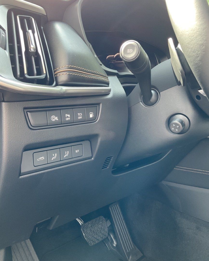 Mazda CX-80  2.5L e-SKYACTIV PHEV 327ps 8AT AWD Homura