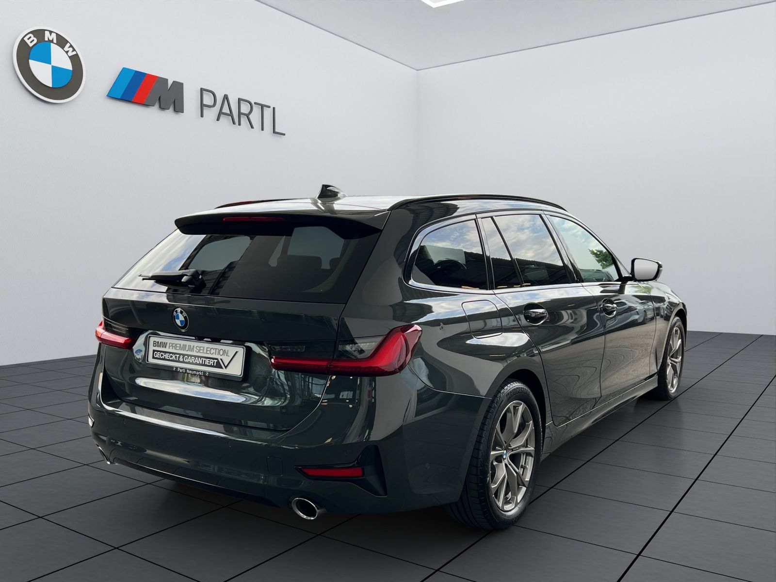 BMW 320d Touring Sport-Line - Samsaru's Car Outlet